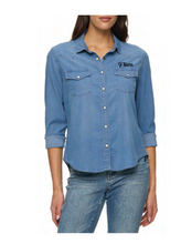 Load image into Gallery viewer, LS - Women's Chambray